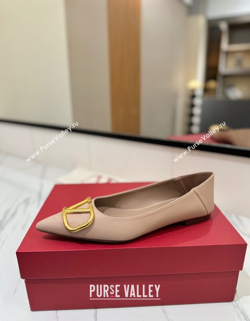 Valentino VLogo Signature Flat Shoes in Grained Calfskin Dusty Nude 2025 VA082103 (MD-250821017)