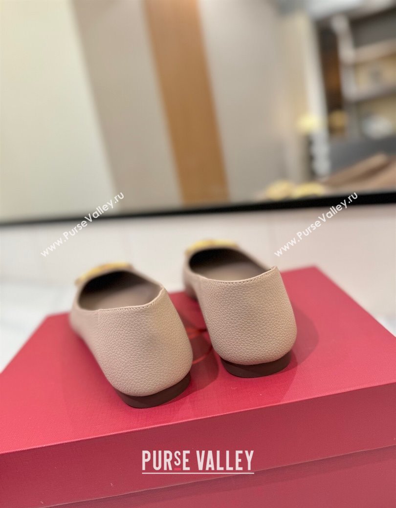 Valentino VLogo Signature Flat Shoes in Grained Calfskin Dusty Nude 2025 VA082103 (MD-250821017)