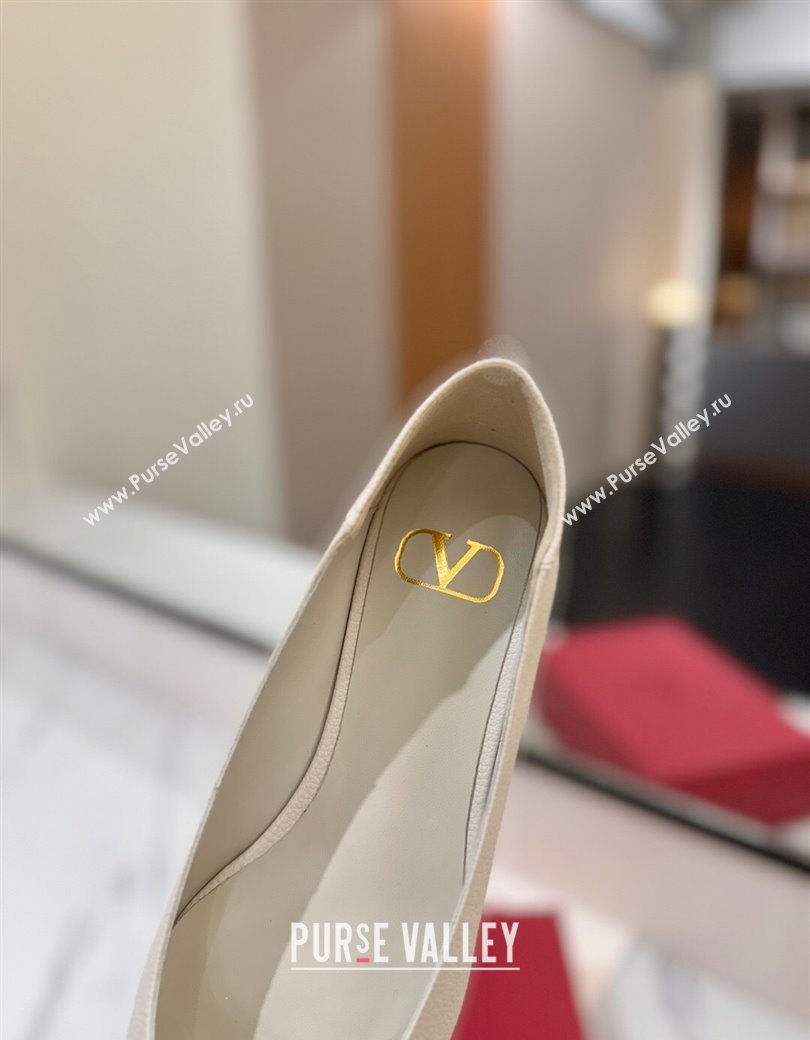 Valentino VLogo Signature Flat Shoes in Grained Calfskin White 2025 VA082103 (MD-250821018)