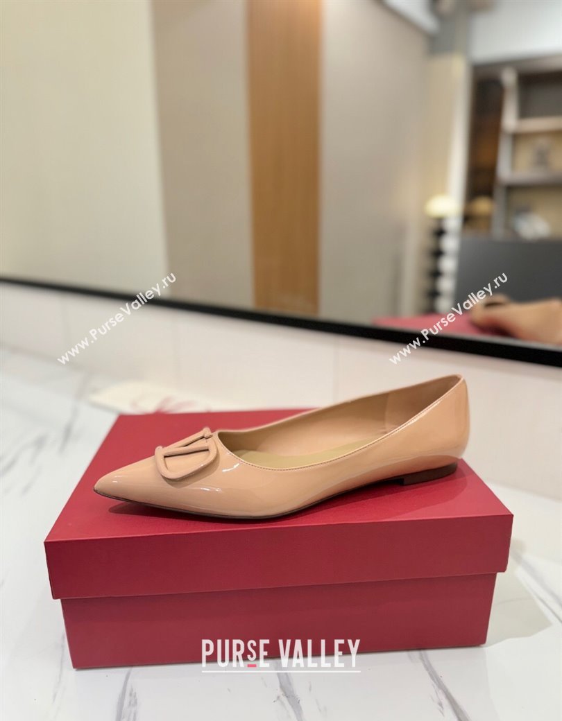 Valentino VLogo Signature Flat Shoes in Patent Calfskin Pale Pink 2025 VA082104 (MD-250821019)