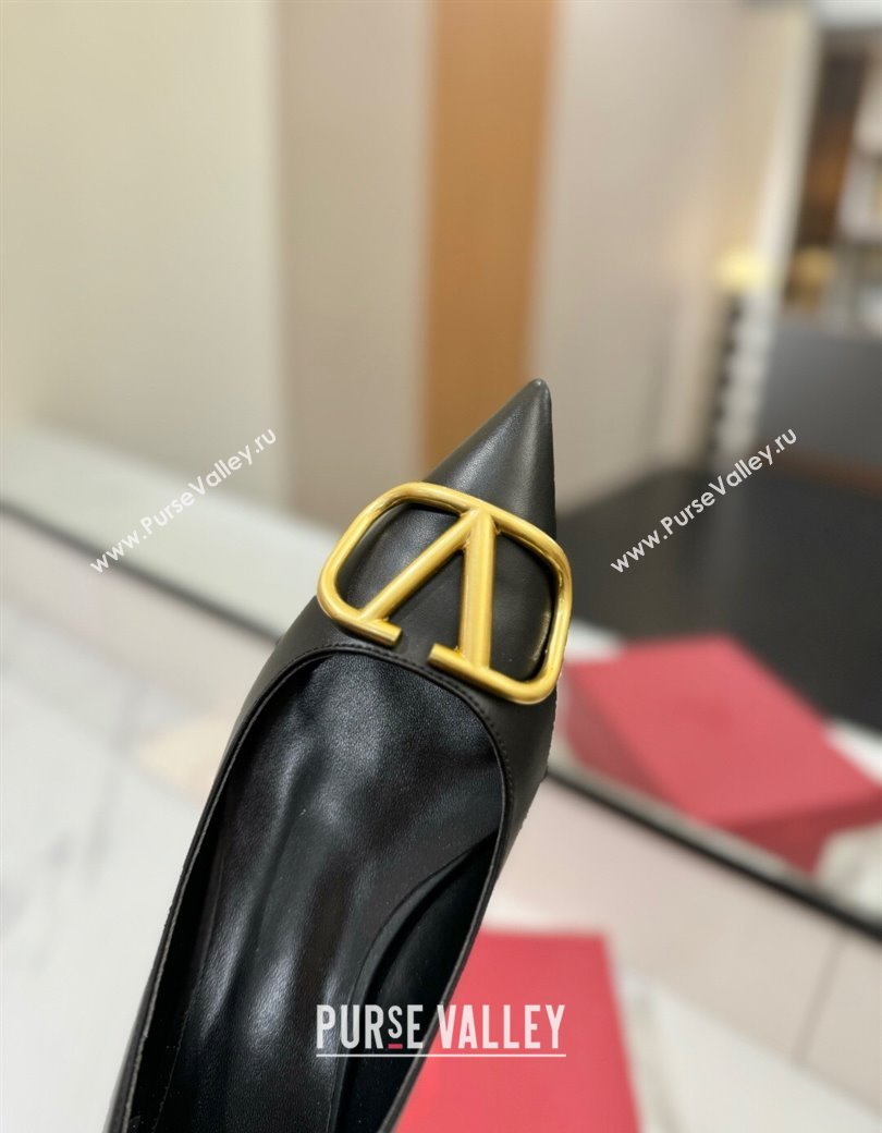 Valentino VLogo Signature Flat Shoes in Calfskin Leather Black/Gold 2025 VA082104 (MD-250821022)