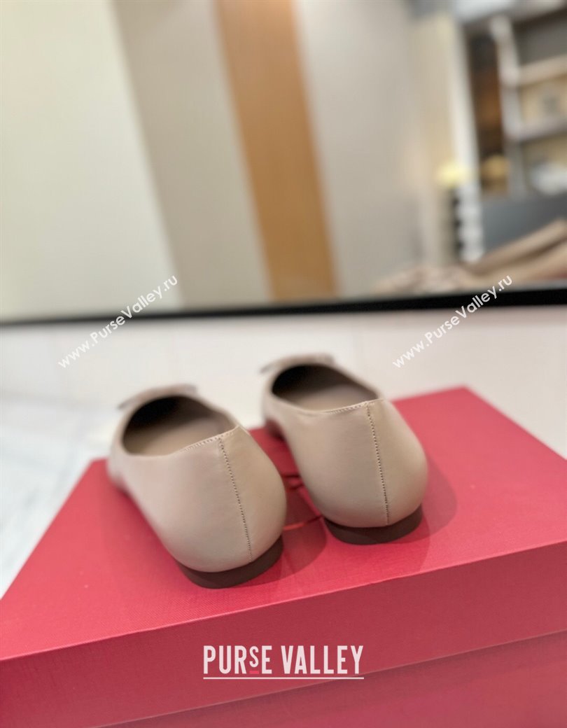 Valentino VLogo Signature Flat Shoes in Calfskin Leather Dusty Nude 2025 VA082104 (MD-250821024)