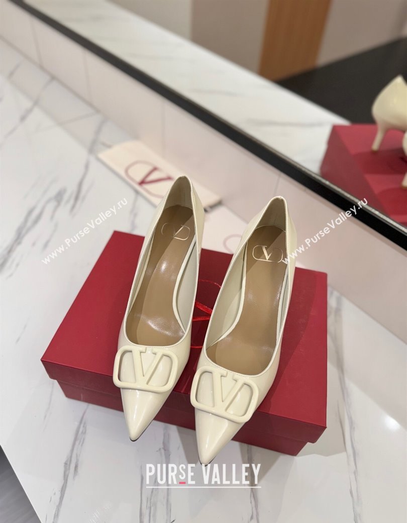 Valentino VLogo Signature Pumps 7.5cm in Patent Calfskin White 2025 VA082104 (MD-250821034)