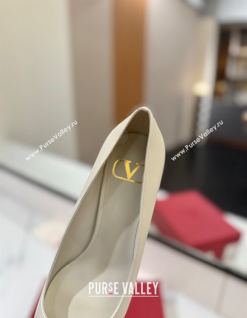 Valentino VLogo Signature Pumps 7.5cm in Calfskin Leather All White 2025 VA082104 (MD-250821028)