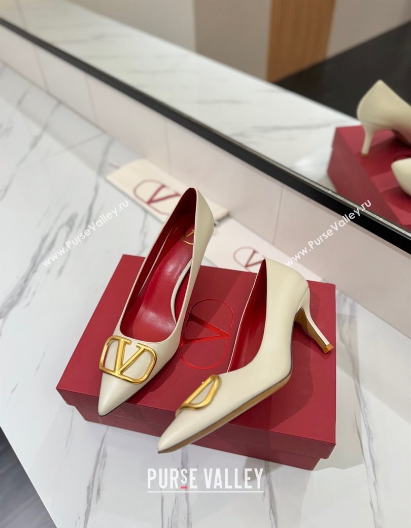 Valentino VLogo Signature Pumps 7.5cm in Calfskin Leather White/Gold 2025 VA082104 (MD-250821030)