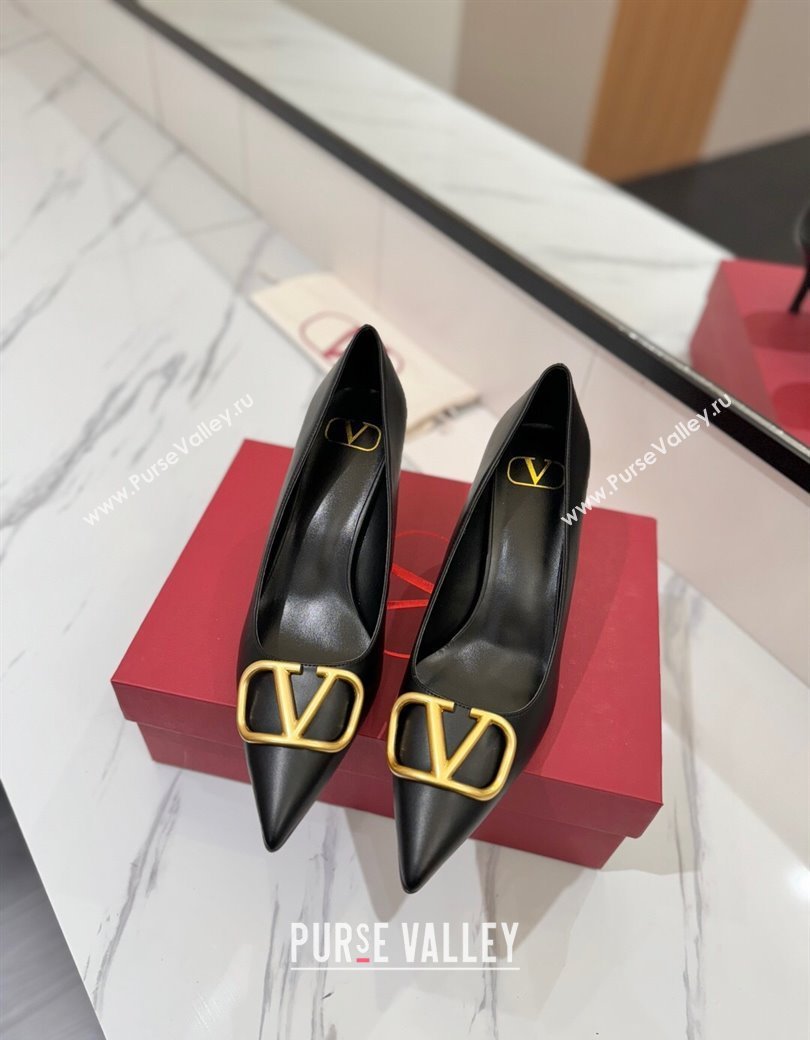 Valentino VLogo Signature Pumps 7.5cm in Calfskin Leather Black/Gold 2025 VA082104 (MD-250821032)