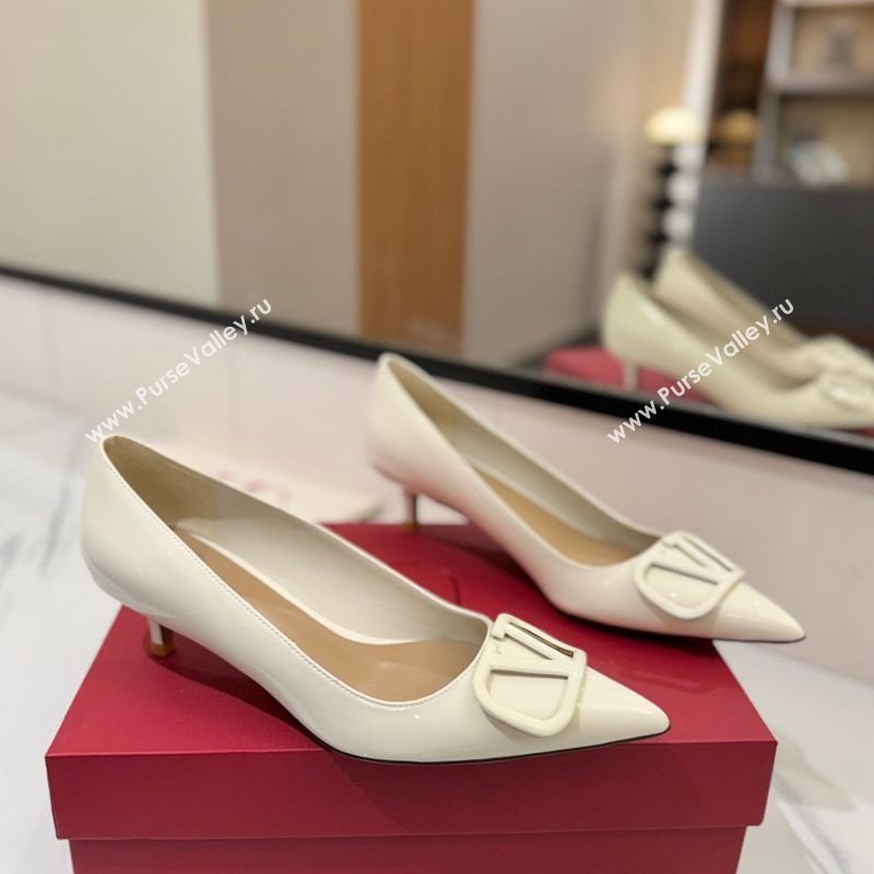 Valentino VLogo Signature Pumps 4.5cm in Patent Calfskin White 2025 VA082104 (MD-250821038)