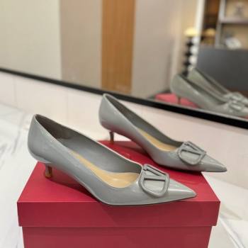 Valentino VLogo Signature Pumps 4.5cm in Patent Calfskin Grey 2025 VA082104 (MD-250821040)