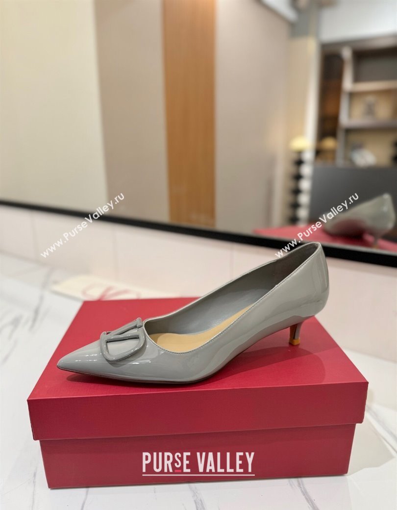 Valentino VLogo Signature Pumps 4.5cm in Patent Calfskin Grey 2025 VA082104 (MD-250821040)