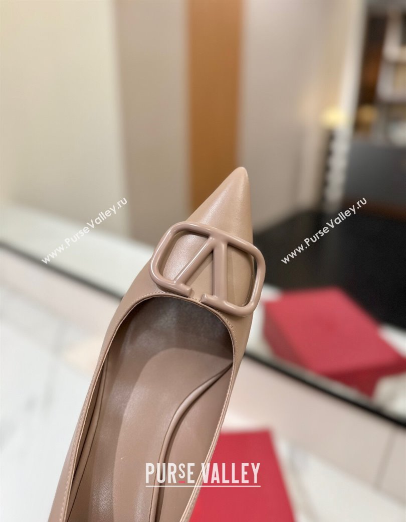 Valentino VLogo Signature Pumps 4.5cm in Calfskin Leather All Dusty Beige 2025 VA082104 (MD-250821043)