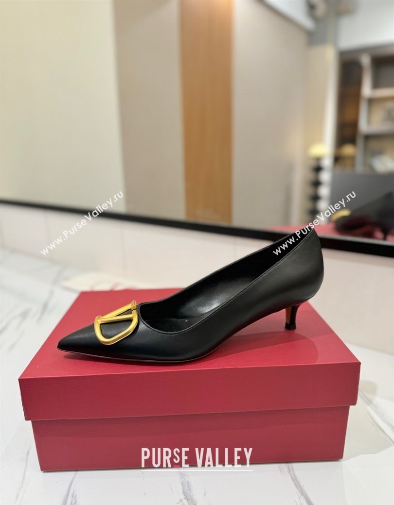 Valentino VLogo Signature Pumps 4.5cm in Calfskin Leather Black/Gold 2025 VA082104 (MD-250821044)