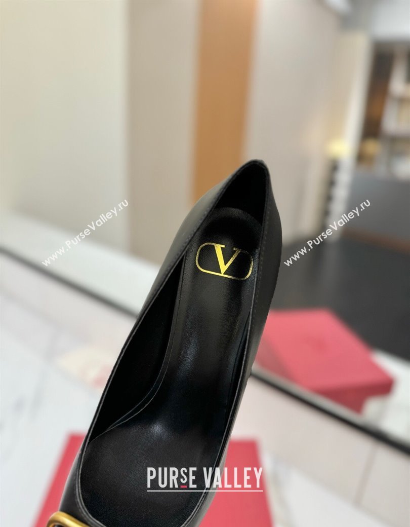 Valentino VLogo Signature Pumps 4.5cm in Calfskin Leather Black/Gold 2025 VA082104 (MD-250821044)