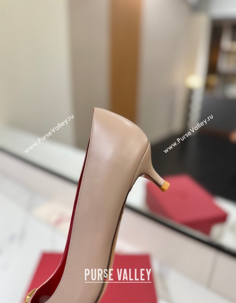 Valentino VLogo Signature Pumps 4.5cm in Calfskin Leather Dusty Beige/Gold 2025 VA082104 (MD-250821047)