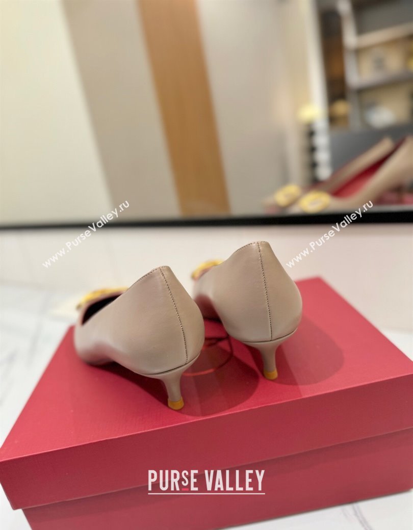 Valentino VLogo Signature Pumps 4.5cm in Calfskin Leather Dusty Beige/Gold 2025 VA082104 (MD-250821047)