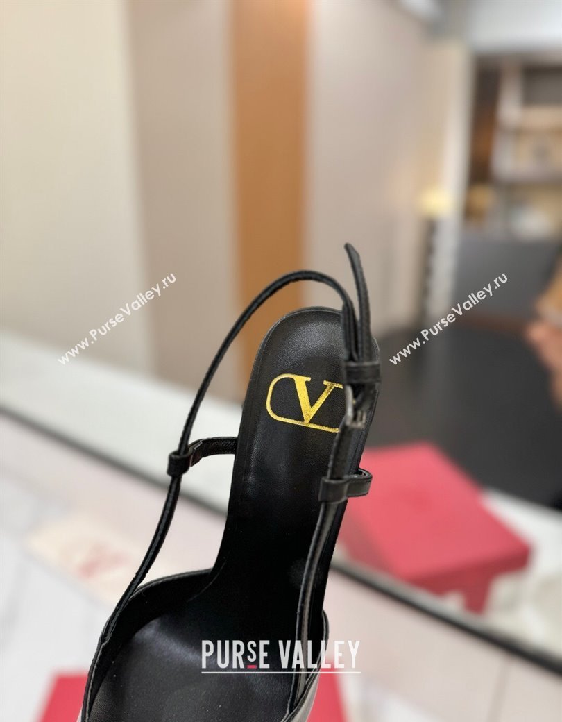 Valentino VLogo Signature Slingback Pumps 8cm in Matte Calfskin Black/Gold 2025 VA082110 (MD-250821087)