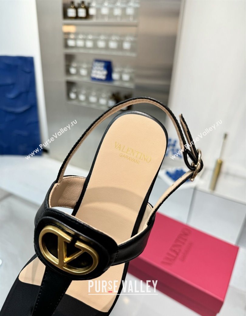 Valentino Vlogo Signature Flat Thong Sandals in Calfskin Black 2025 0902 (XL-250902053)