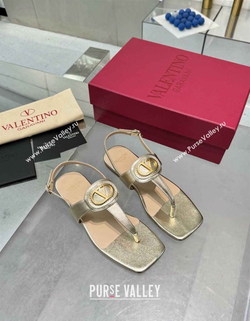 Valentino Vlogo Signature Flat Thong Sandals in Calfskin Gold 2025 0902 (XL-250902054)