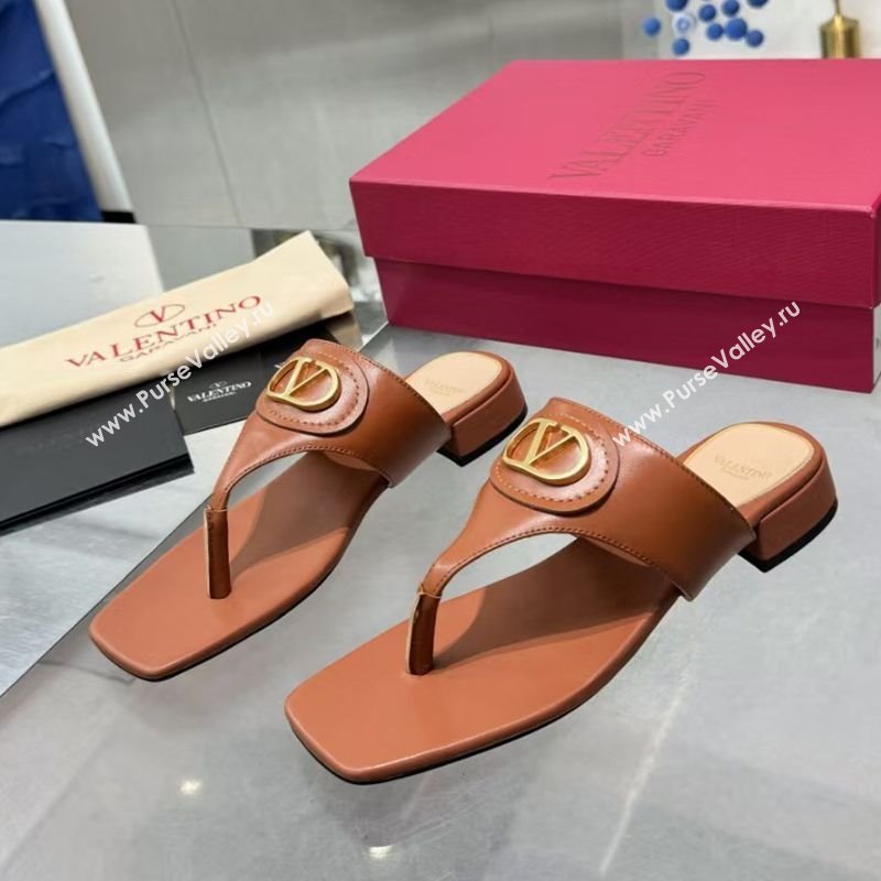 Valentino Vlogo Signature Flat Thong Slides Sandal in Calfskin Brown 2025 0902 (XL-250902060)