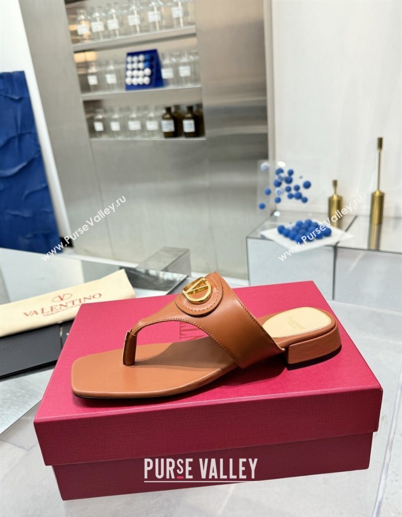 Valentino Vlogo Signature Flat Thong Slides Sandal in Calfskin Brown 2025 0902 (XL-250902060)