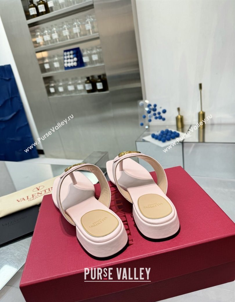 Valentino Vlogo Signature Flat Thong Slides Sandal in Calfskin Light Pink 2025 0902 (XL-250902061)