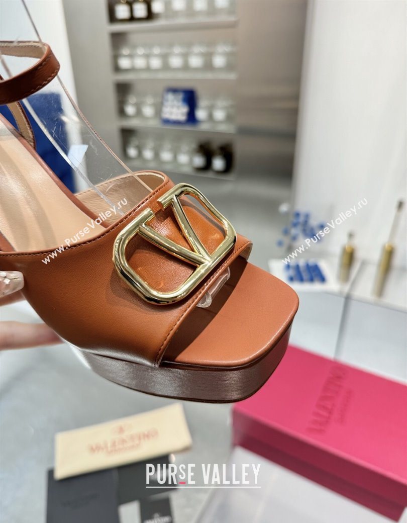 Valentino Gold-Tone Vlogo Signature Platform Sandals 11cm in Calfskin Leather Brown 2025 0902 (XL-250902081)