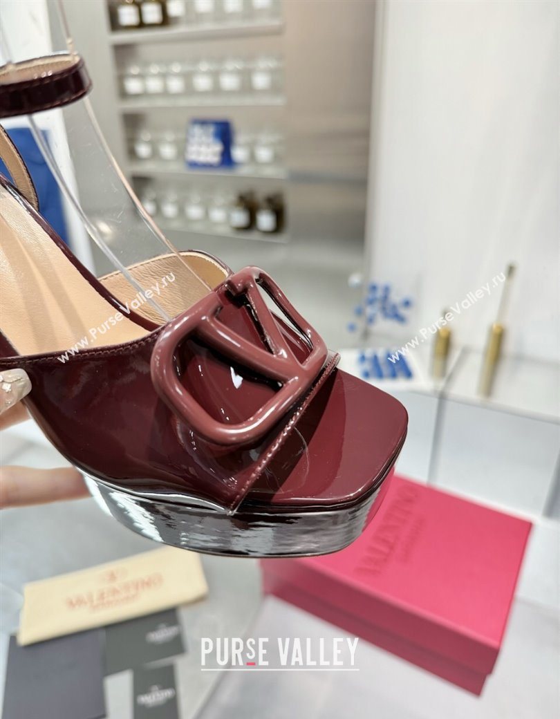 Valentino Vlogo Signature Platform Sandals 11cm in Patent Leather Burgundy 2025 0902 (XL-250902089)
