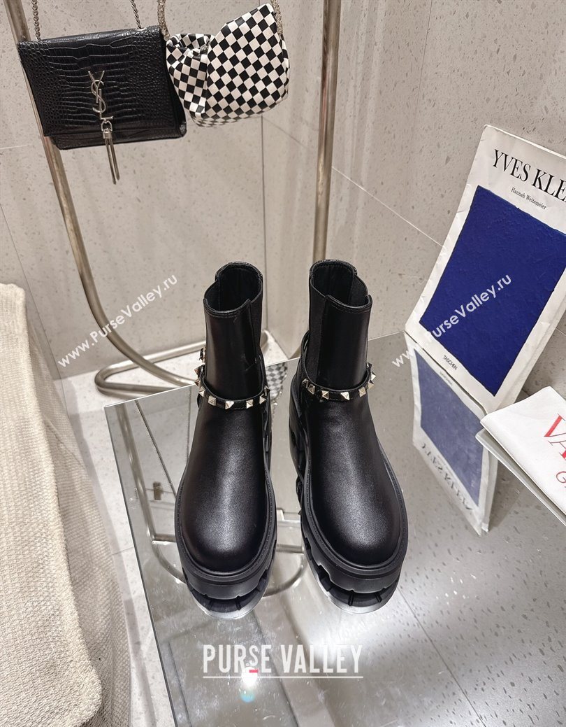 Valentino Rockstud Strap Heel Ankle Boots 5.5cm in Calfskin Leather Black 2025 1028 (MD-251028012)