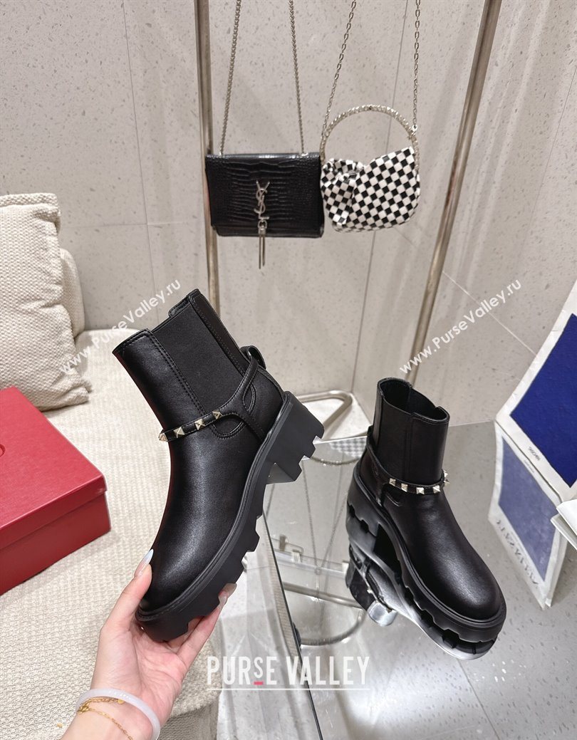 Valentino Rockstud Strap Heel Ankle Boots 5.5cm in Calfskin Leather Black 2025 1028 (MD-251028012)