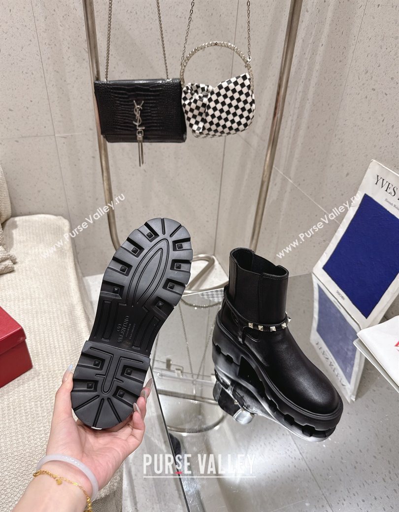 Valentino Rockstud Strap Heel Ankle Boots 5.5cm in Calfskin Leather Black 2025 1028 (MD-251028012)