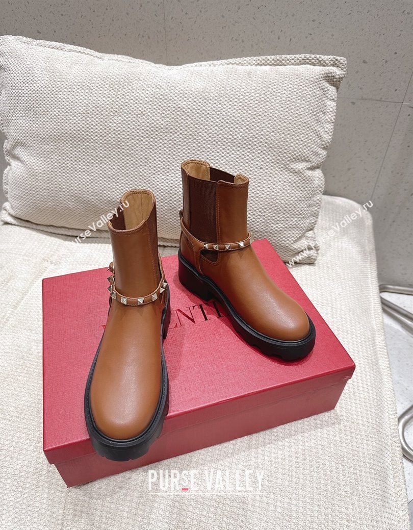 Valentino Rockstud Strap Heel Ankle Boots 5.5cm in Calfskin Leather Brown 2025 1028 (MD-251028014)