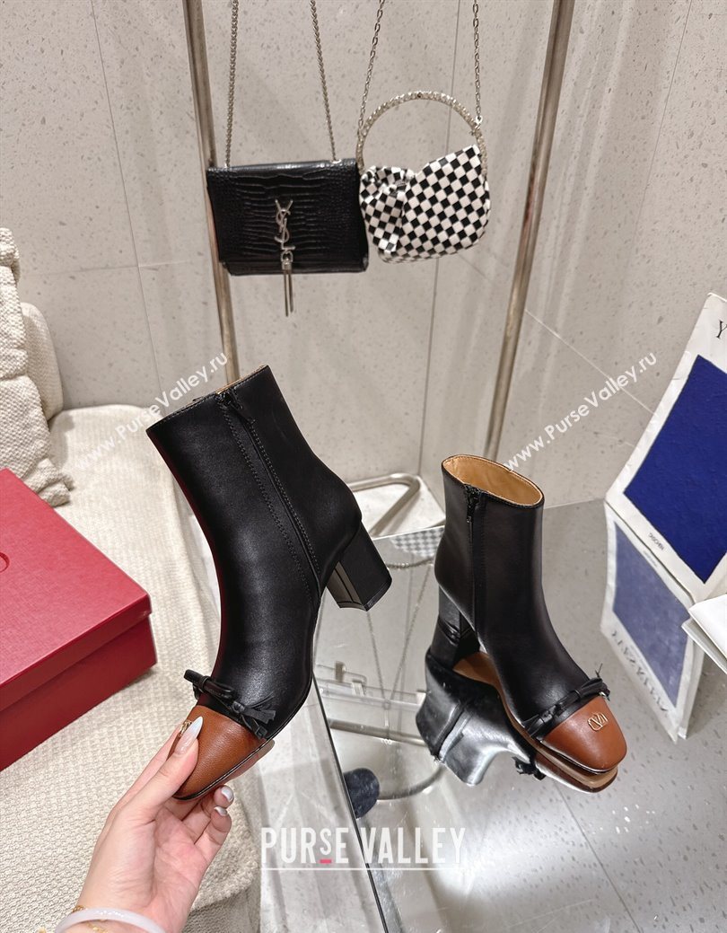 Valentino VALET DU ROI Heel Ankle Boots 6.5cm in Goatskin Leather with Bow Black 2025 1028 (MD-251028015)