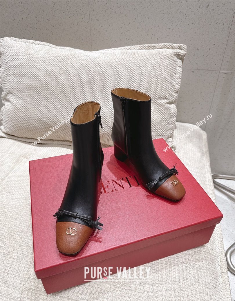 Valentino VALET DU ROI Heel Ankle Boots 6.5cm in Goatskin Leather with Bow Black 2025 1028 (MD-251028015)