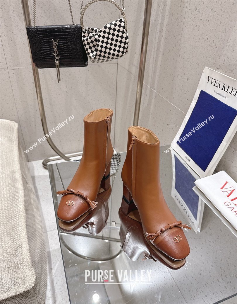 Valentino VALET DU ROI Heel Ankle Boots 6.5cm in Goatskin Leather with Bow Brown2 2025 1028 (MD-251028017)