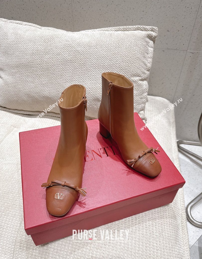 Valentino VALET DU ROI Heel Ankle Boots 6.5cm in Goatskin Leather with Bow Brown 2025 1028 (MD-251028017)