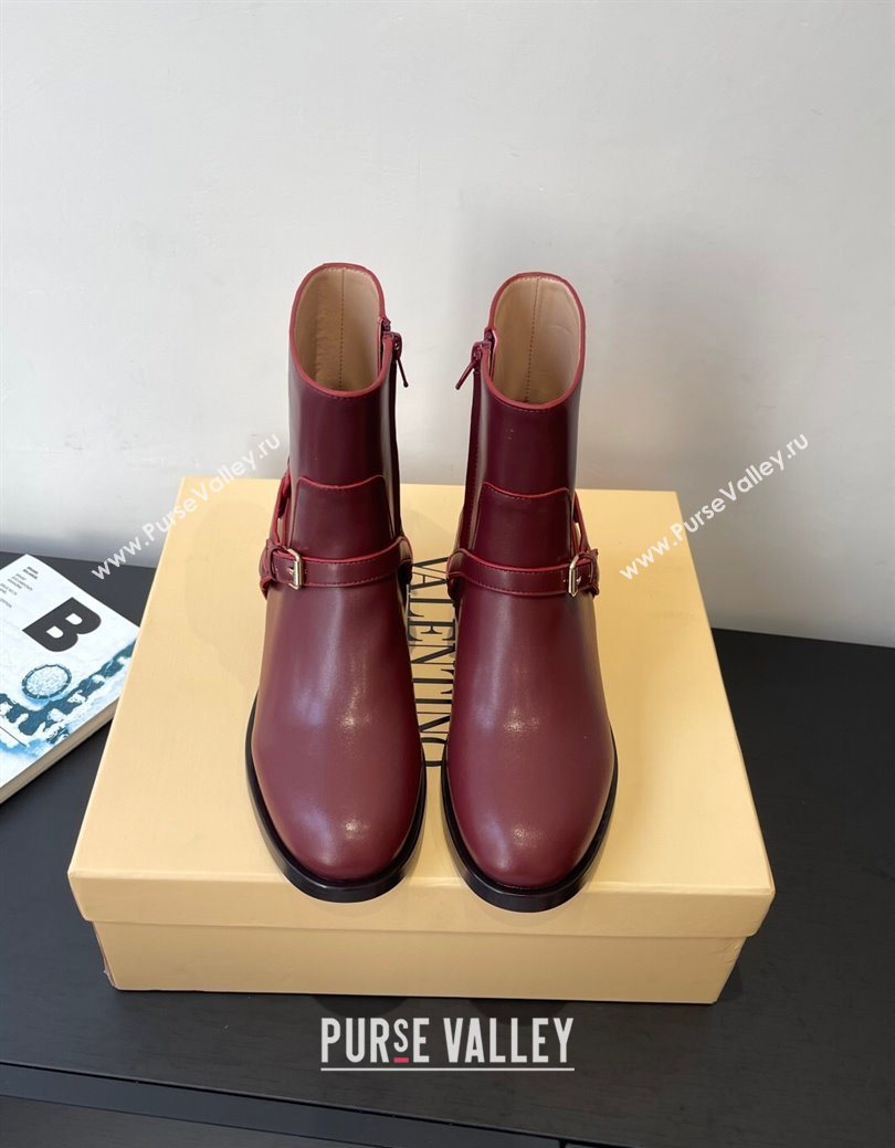 Valentino VLogo Signature Strap Flat Ankle Boots in Calfskin Leather Burgundy 2025 1028 (HQG-251028023)