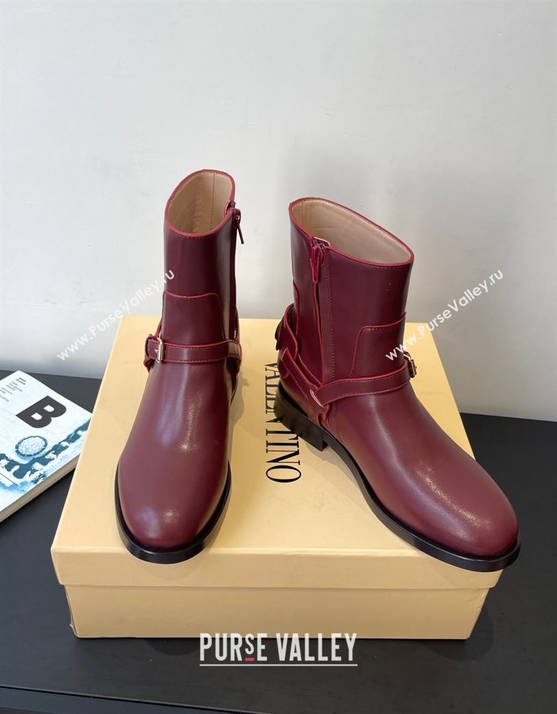 Valentino VLogo Signature Strap Flat Ankle Boots in Calfskin Leather Burgundy 2025 1028 (HQG-251028023)