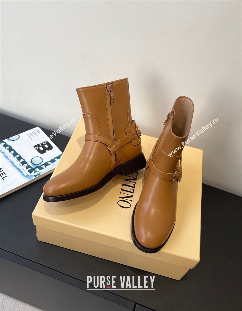 Valentino VLogo Signature Strap Flat Ankle Boots in Calfskin Leather Brown 2025 1028 (HQG-251028025)