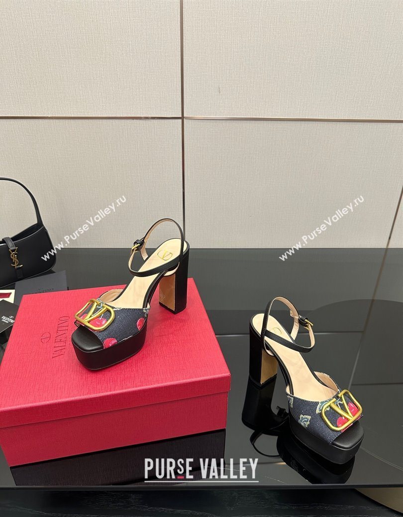 Valentino VLogo Signature Cherryfic Platform Sandals in Denim and Leather Black2 2025 1028 (MD-251028003)