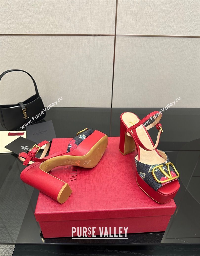 Valentino VLogo Signature Cherryfic Platform Sandals in Denim and Leather Black/Red 2025 1028 (MD-251028004)