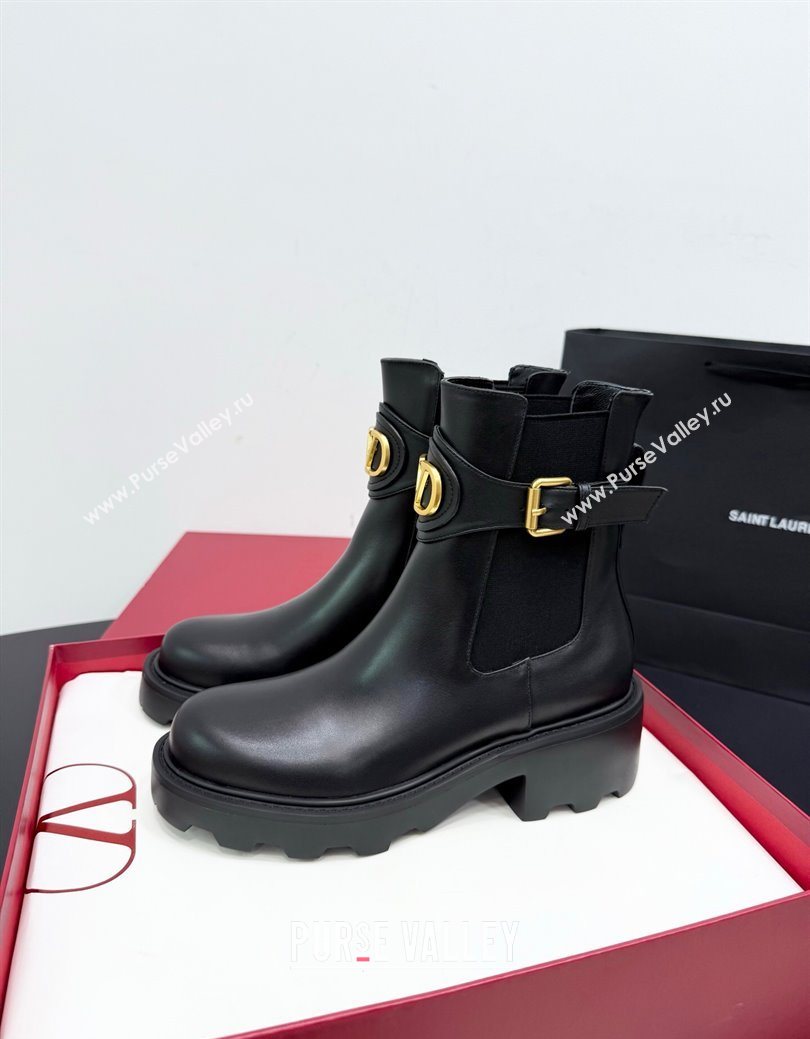 Valentino VLogo Signature Strap Heel Ankle Boots 5.5cm in Calfskin Leather Black 2025 1027 (KER-251028019)