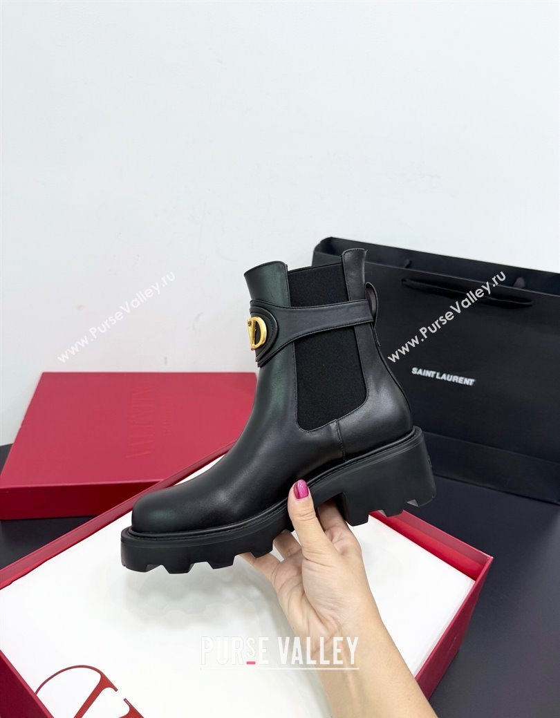 Valentino VLogo Signature Strap Heel Ankle Boots 5.5cm in Calfskin Leather Black 2025 1027 (KER-251028019)