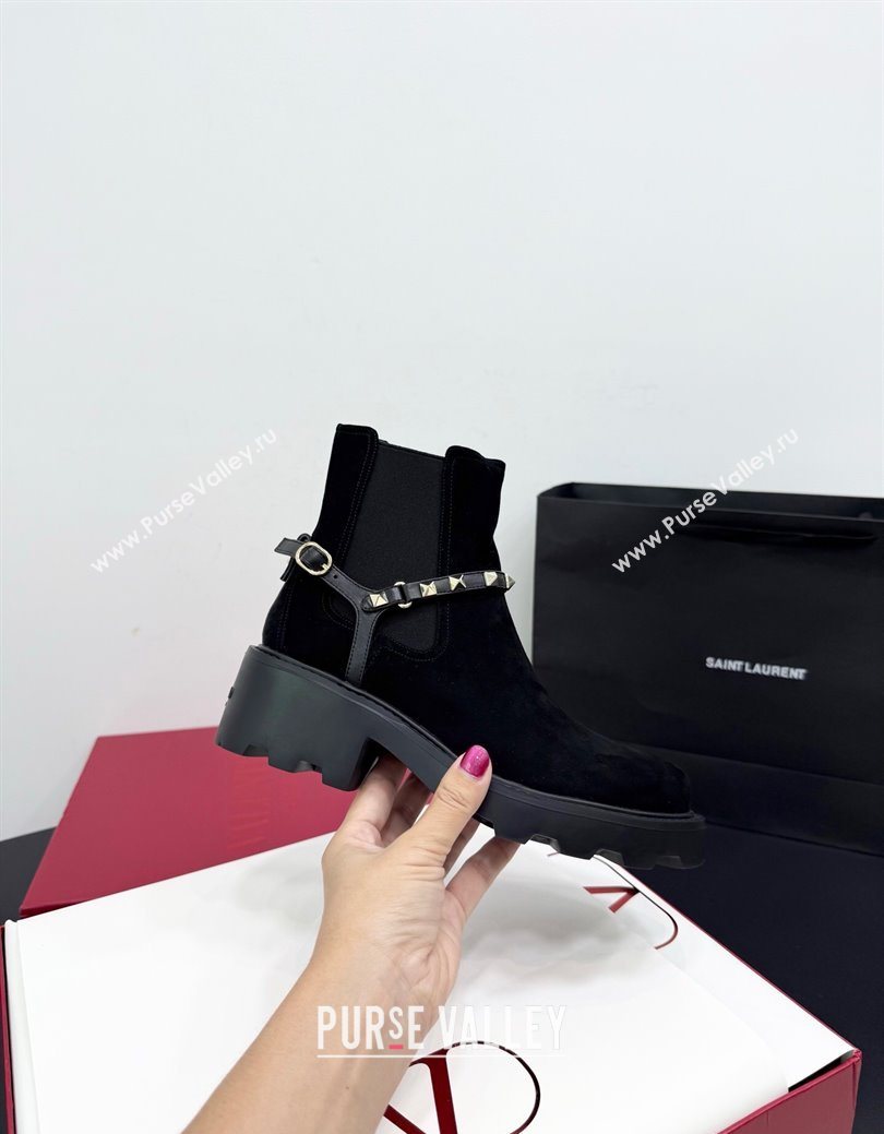 Valentino Rockstud Strap Heel Ankle Boots 5.5cm in Suede Black 2025 1028 (KER-251028020)