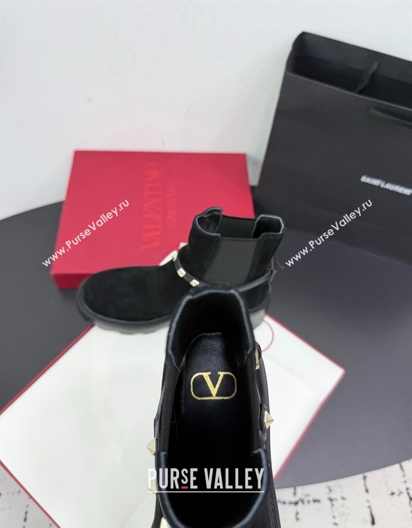 Valentino Rockstud Strap Heel Ankle Boots 5.5cm in Suede Black 2025 1028 (KER-251028020)