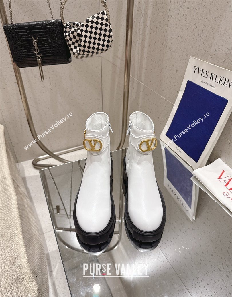 Valentino VLogo Signature Strap Heel Ankle Boots 5.5cm in Calfskin Leather White 2025 1028 (MD-251028010)