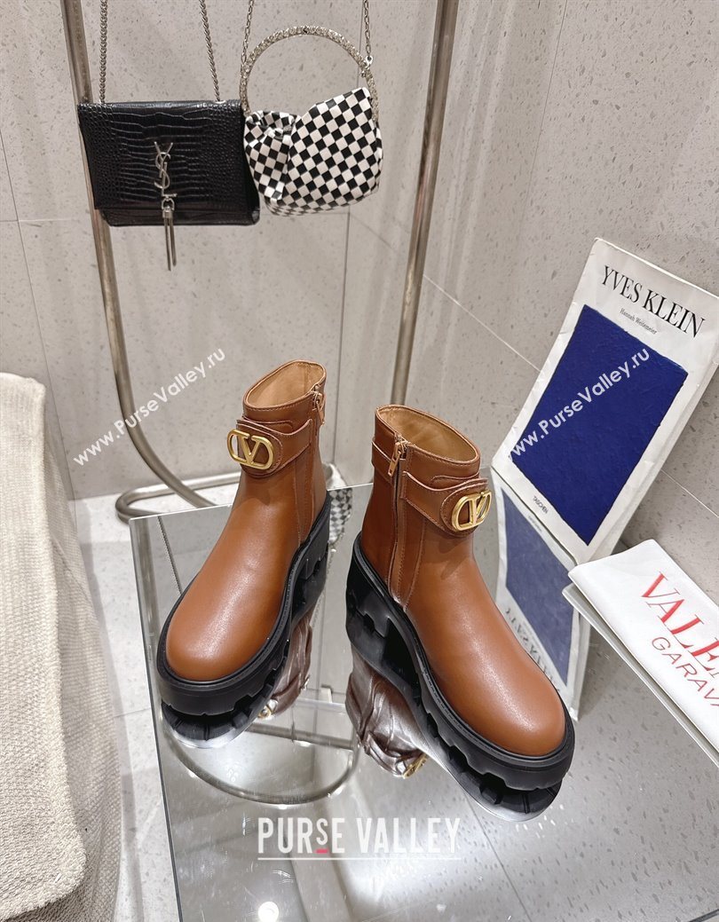 Valentino VLogo Signature Strap Heel Ankle Boots 5.5cm in Calfskin Leather Brown 2025 1028 (MD-251028011)