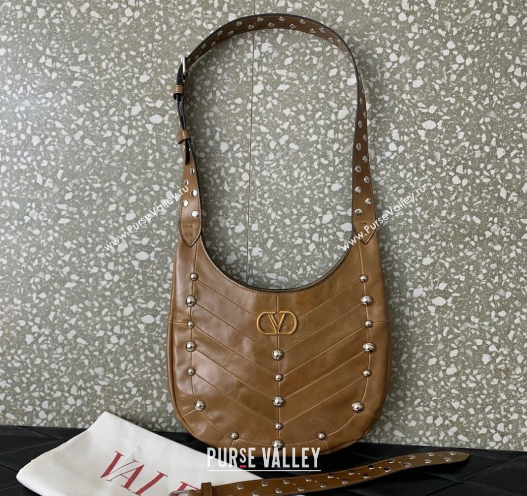 Valentino Hoboho Small Hobo Bag In Chevron-Patterned Nappa Leather with Studs Brown 2025 0073S (LKF-251121032)