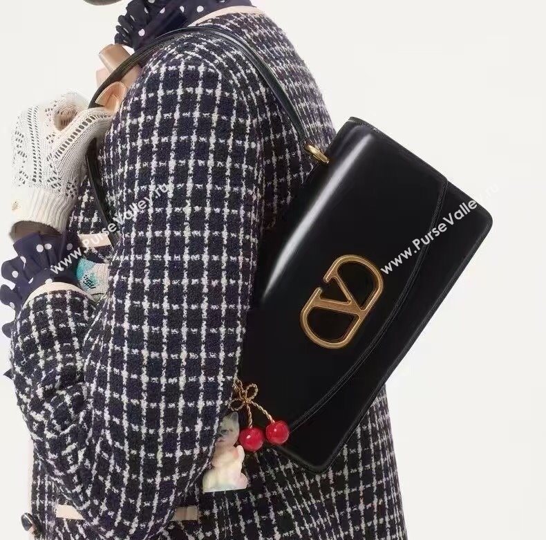 Valentino Vain Shoulder Bag With Handle In Shiny Calfskin Leather Black 2025 2017 (LKF-251121022)