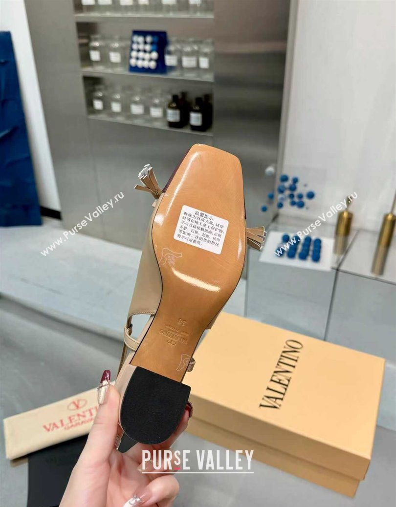 Valentino VALET DU ROI Slingbacks Pump 6cm in Calfskin Leather with Tassel Bow Beige/Dark Burgundy 2025 (XL-251215037)