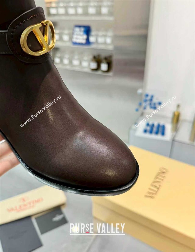 Valentino VLogo Signature Strap Heel Ankle Boots 7cm in Calfskin Leather Dark Brown 2025 VLTN121502 (XL-251215055)