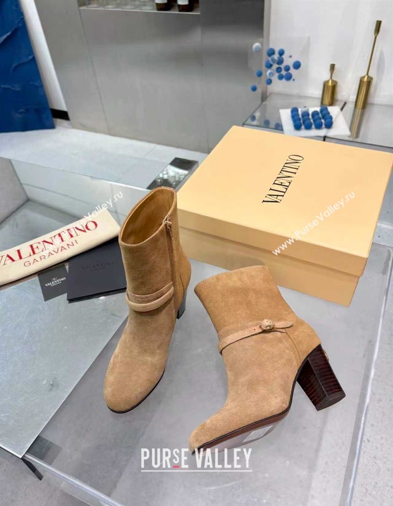 Valentino PATTIE Heel Booties 8cm in Suede with Buckle Beige 2025 (XL-251215067)